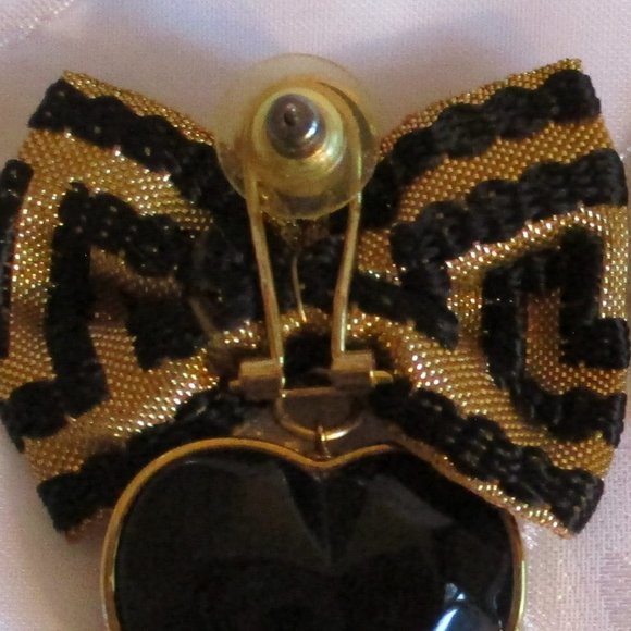 BLACK AND GOLD BOW/HEART EARRINGS - Picture 8 of 8